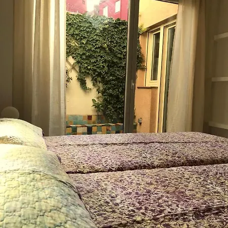 Apartamento En El Casco Histórico, Frente A La Colegiata De San Isidoro, León